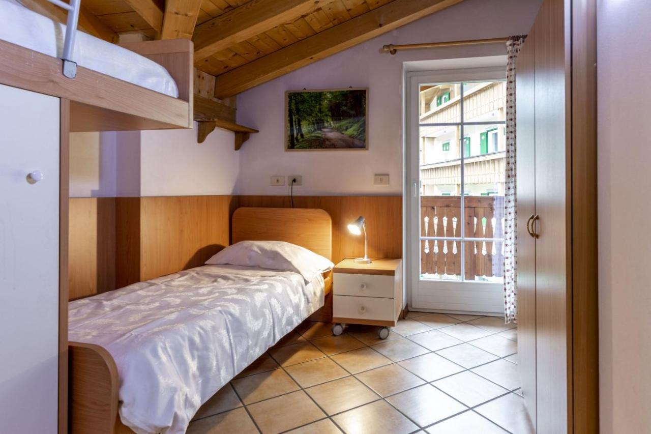 Casa Riz Apartment Campitello di Fassa Ngoại thất bức ảnh